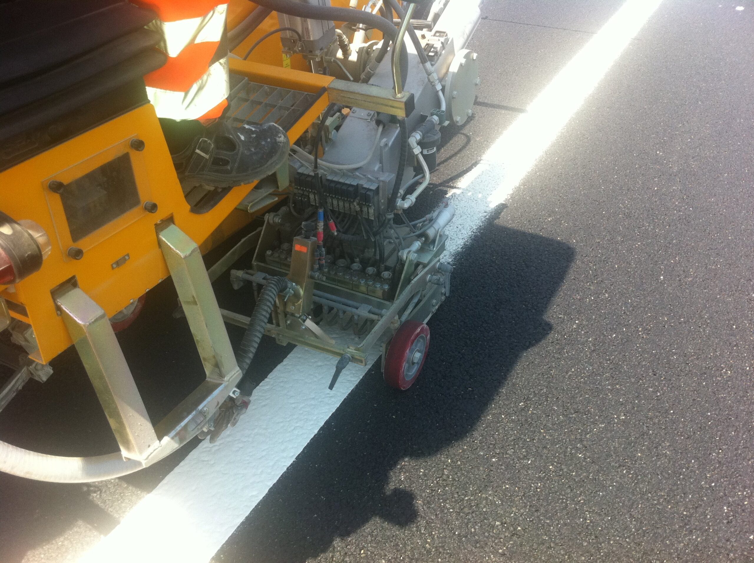 Prismo Crystalex hot applied thermoplastic highway line marking in Romania