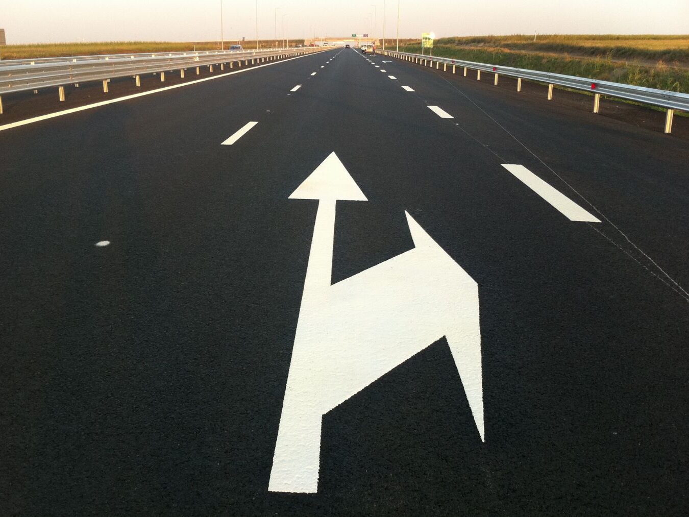 Prismo Crystalex hot applied thermoplastic highway line marking in Romania