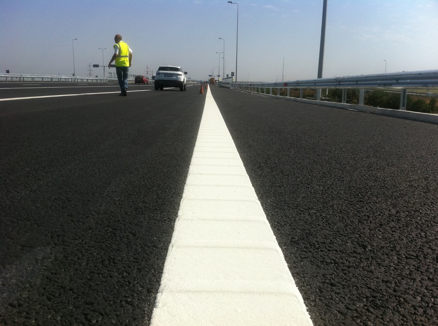 Prismo® Vibraline® applied as profiled white line marking on lane edge of highway in Romania.