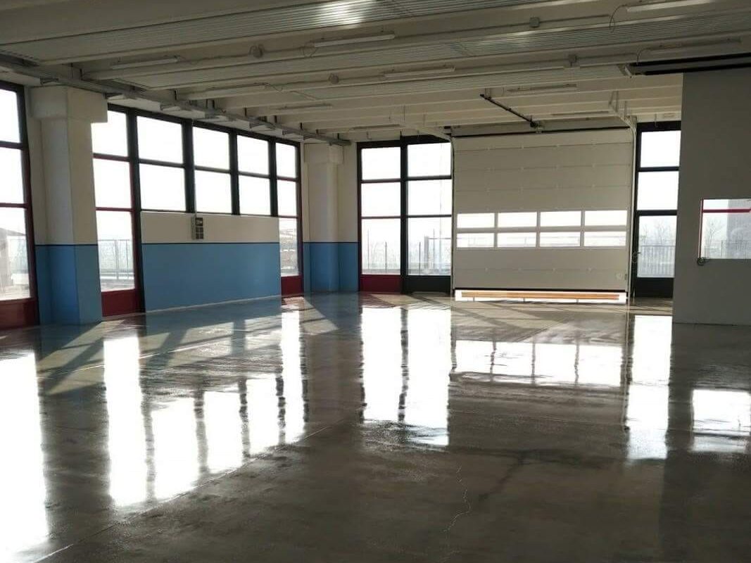 Prismo primer and anti-dust being applied for surface preparation