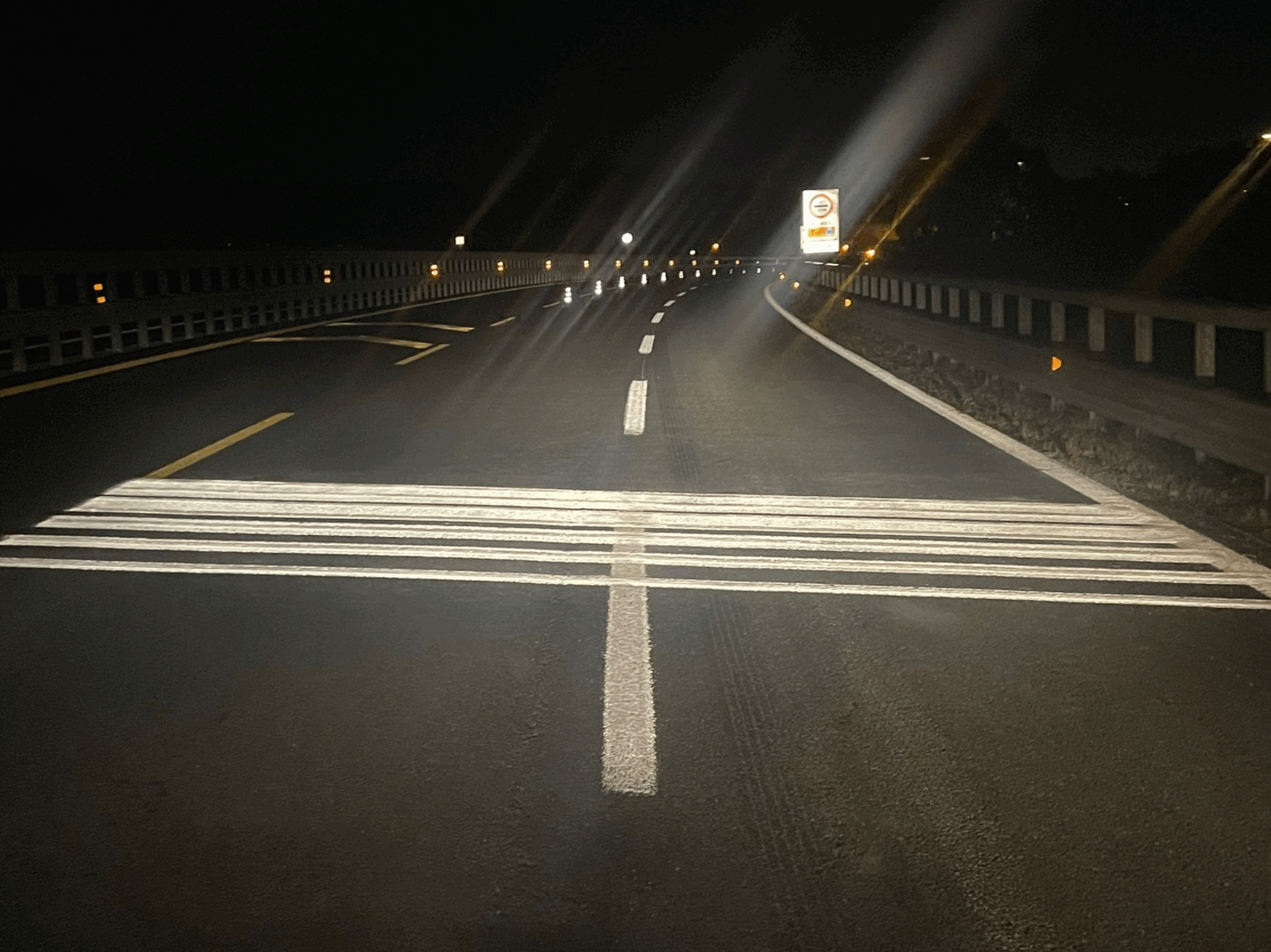 Prismo Preformed Thermoplastic rumble bar road marking at Rosignano Toll Gate 2, Tuscany, Italy
